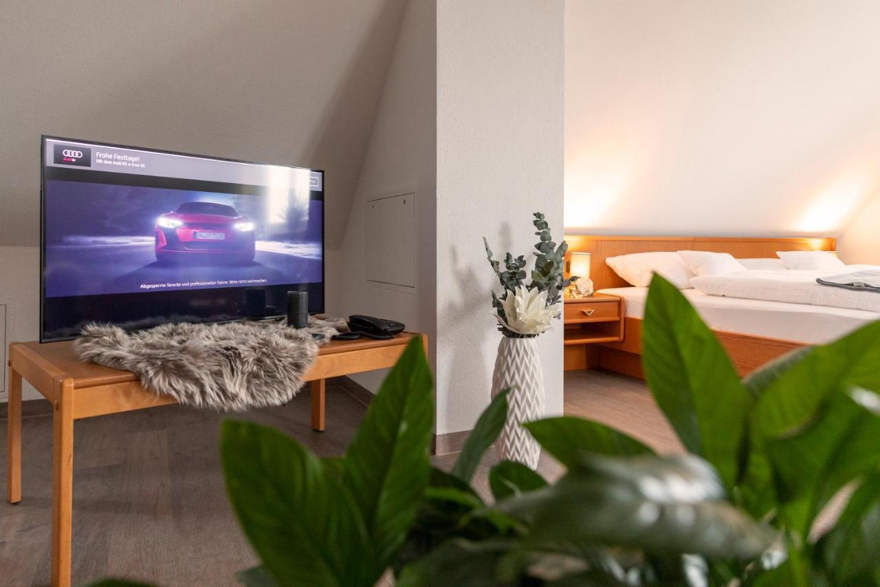 Hotel Am Ludwigskanal فينديلشتآين المظهر الخارجي الصورة